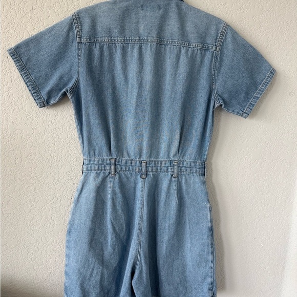 Gloria Vanderbilt - Denim Short Sleeve Dress/Romper - Size M - Perfect Condition - Picture 5 of 7